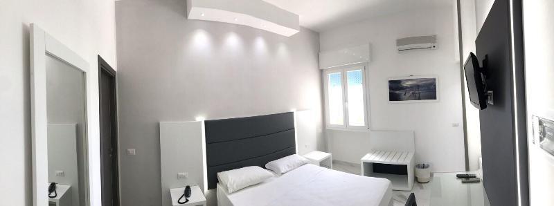 Hotel Blu ปอร์โตเชซาเรโอ ภายนอก รูปภาพ