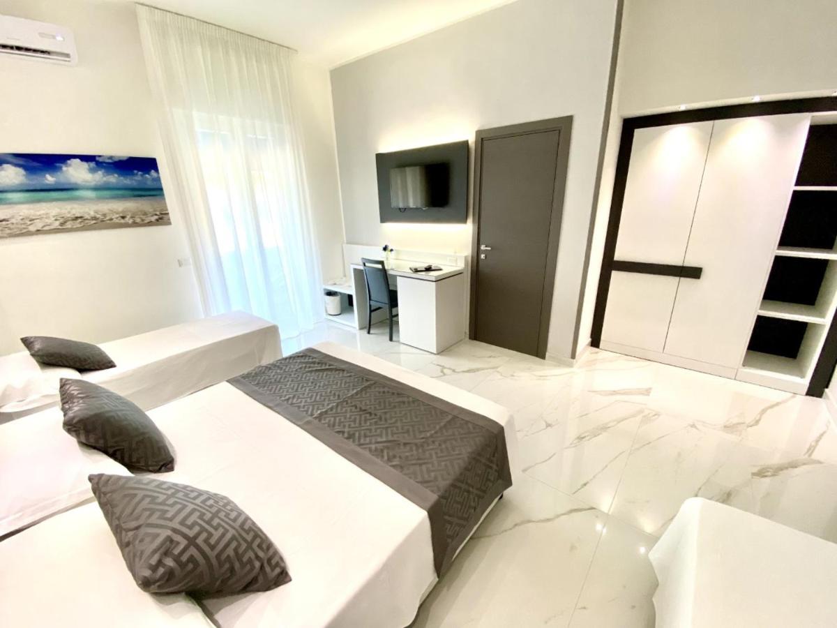 Hotel Blu ปอร์โตเชซาเรโอ ภายนอก รูปภาพ