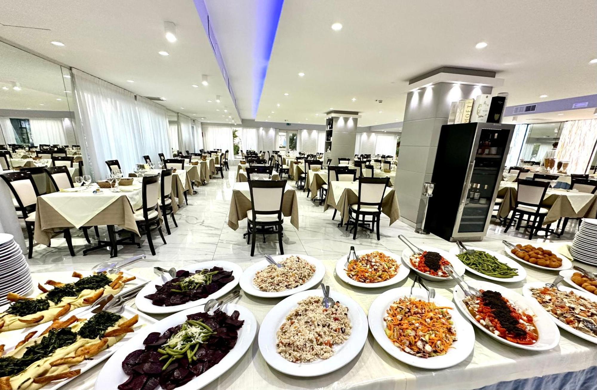Hotel Blu ปอร์โตเชซาเรโอ ภายนอก รูปภาพ
