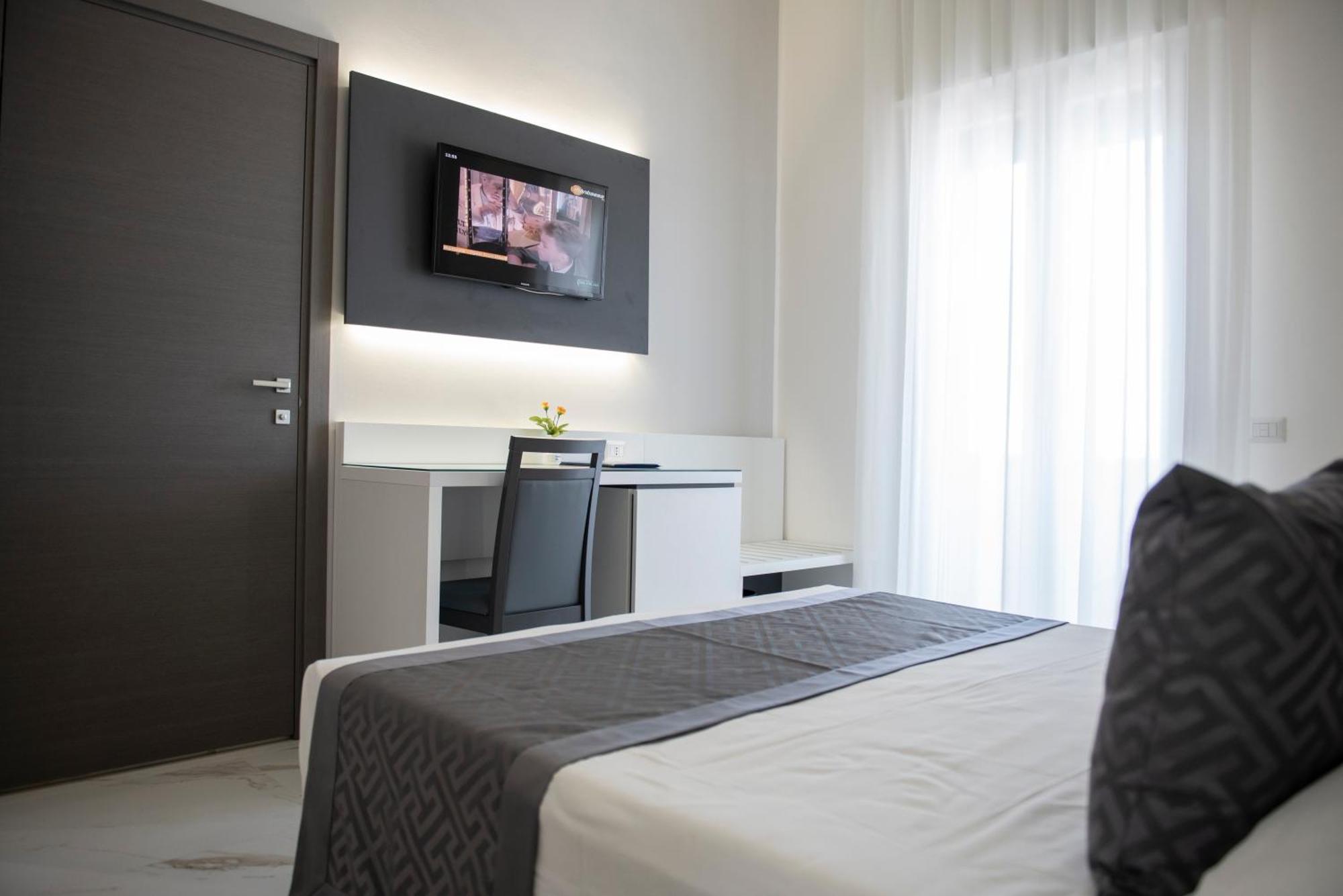 Hotel Blu ปอร์โตเชซาเรโอ ภายนอก รูปภาพ