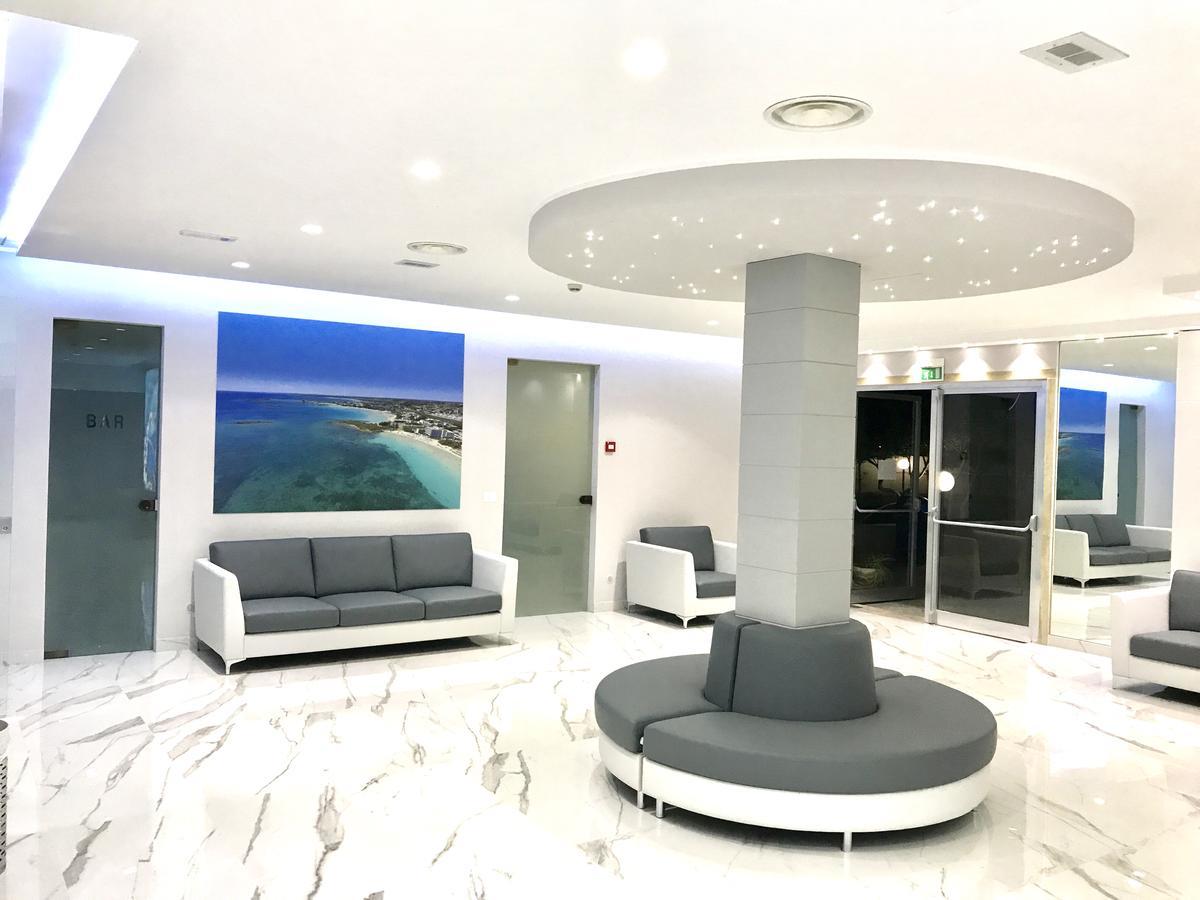 Hotel Blu ปอร์โตเชซาเรโอ ภายนอก รูปภาพ